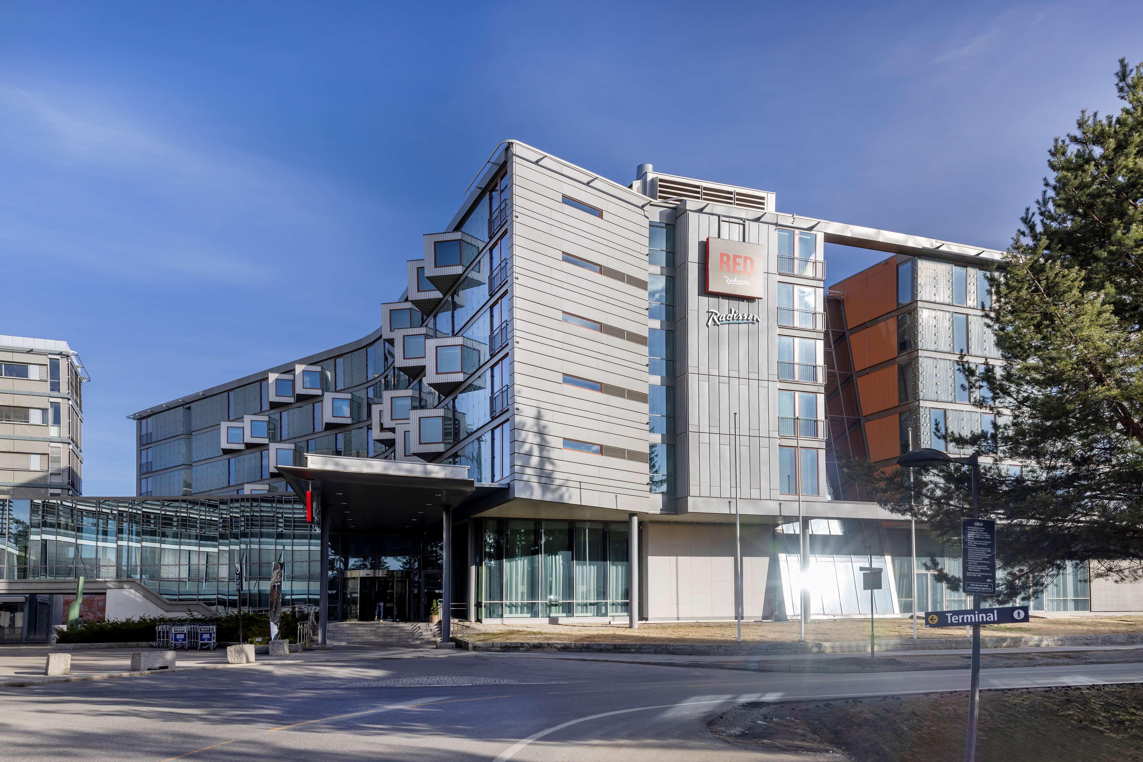 Radisson Red, Oslo Airport Hotel Garder Exterior foto