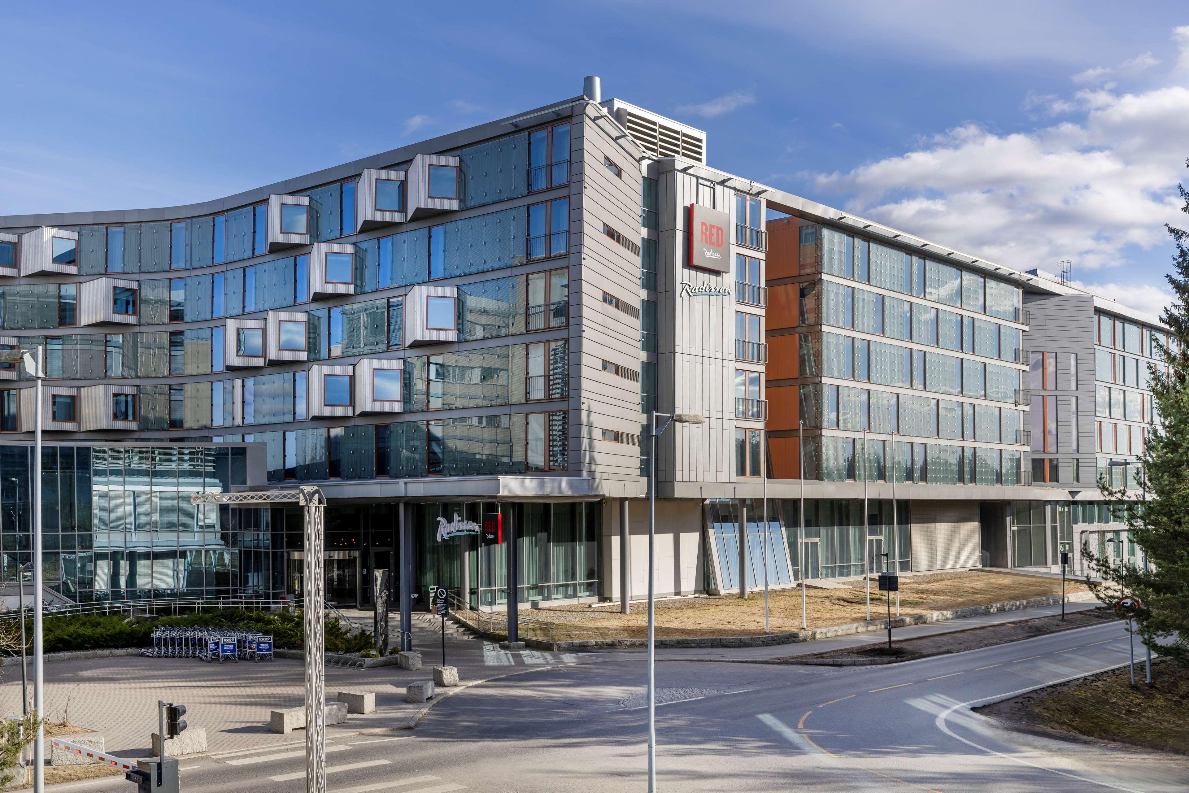 Radisson Red, Oslo Airport Hotel Garder Exterior foto